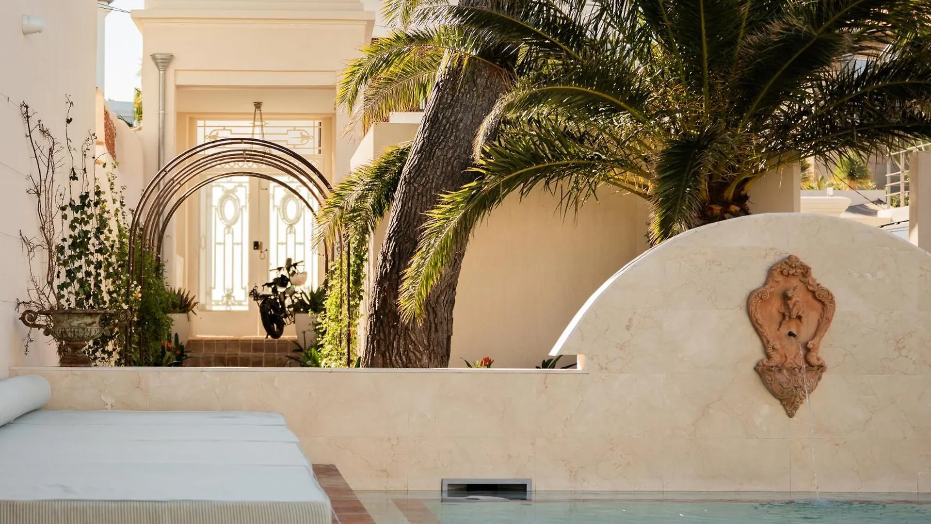 Villa Paquerette, Marseille 0*,  Francie